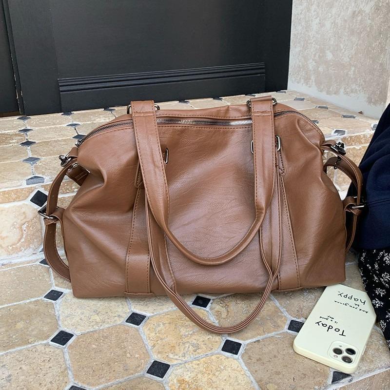 Trendy cool portable travel bag women's new casual tote bag large capacity messenger bag luggage bag