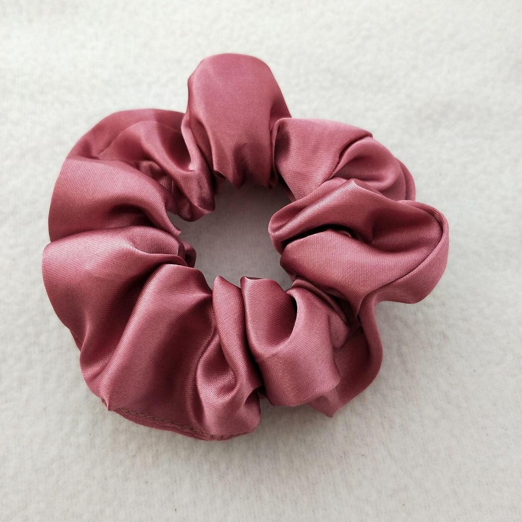 Satin Silk Hair Tie: High-End Women's Rubber Band for Elegant Buns