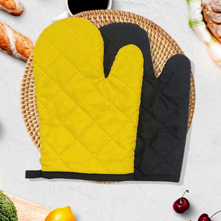 Polyester Heat-Insulating Oven Gloves - Essential for Barbecue & Household Use