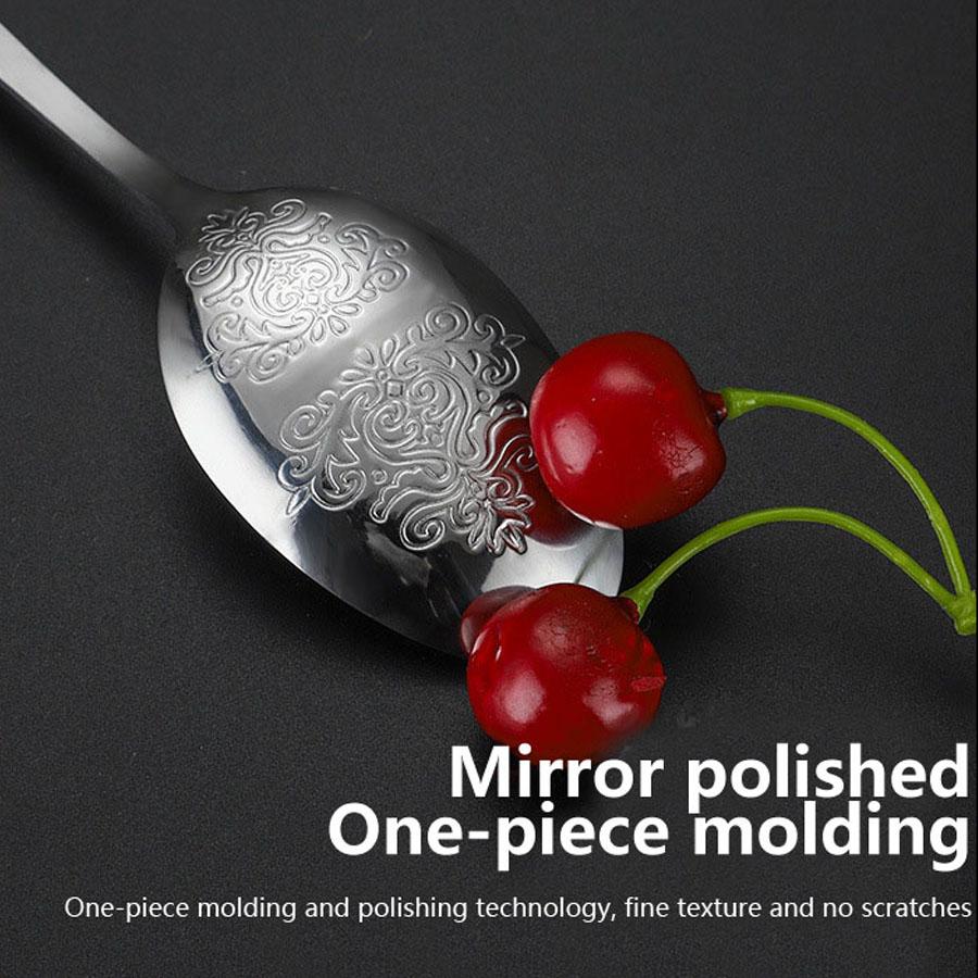 Stainless Steel Silver Tableware Cutlery Set with Knife Fork Spoon Silverware Set for Restaurant Hotel Handle Exquisite carving