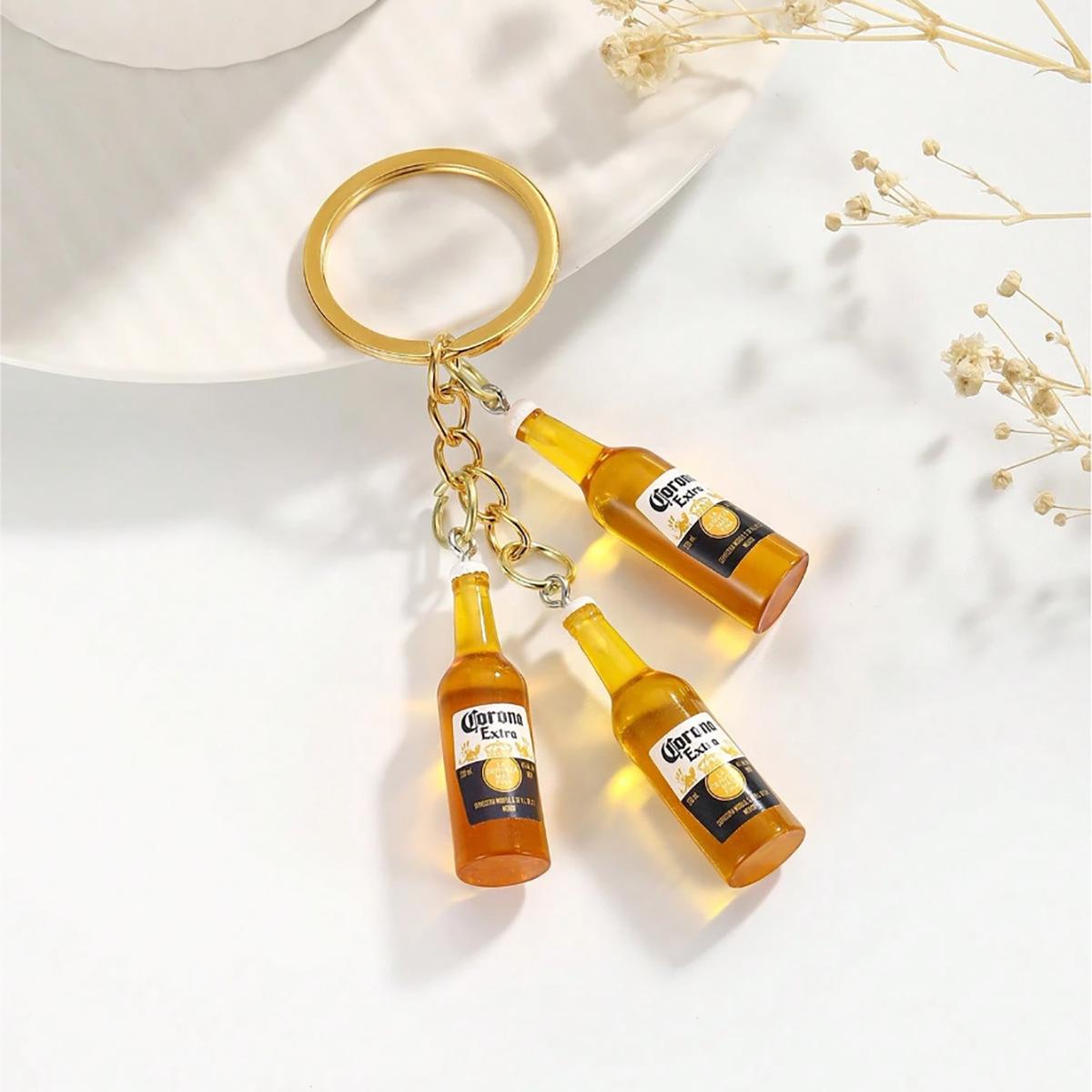 

Mini Wine Bottle Keychain 3D Resin Bottle Bag Pendant Beer Bottle Charm Couple Family Keychain Pendant