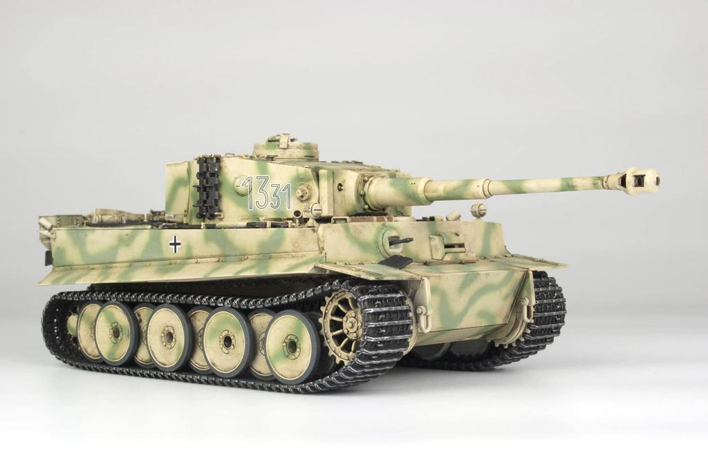 PLATZ Scale Tanks of the World World War II German Tiger I Early SS 1st Tank 13th Kursk 1943 Plastic Model Kit MD006 1/35 Model, Regiment, Company,