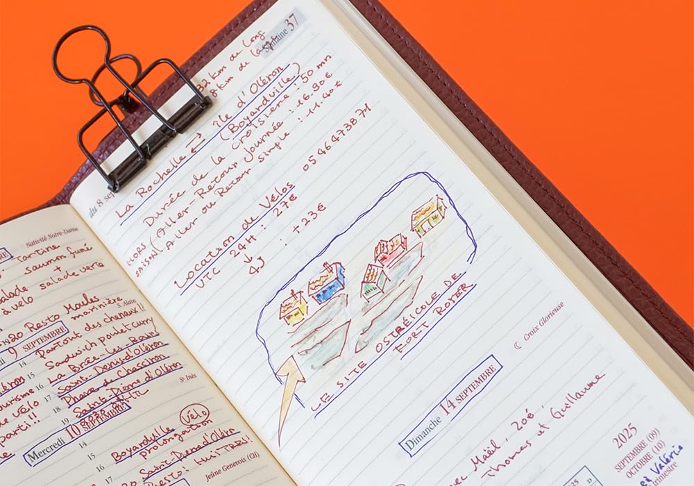 Quo Vadis 2026 Edition Italnote/Ampara Planner Diary (Weekly Left, Starting December 2025, Slim Size 17 x 8.8cm, French Edition) Red (qv28401rd)