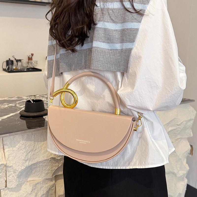 2025 New Fashionable Retro Semi-round Saddle Bag Texture Work Commuter One-shoulder Handbag Female