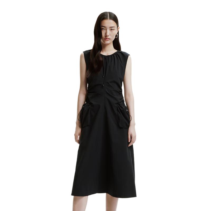 

MO&Co. 2024 Spring Drawstring Round Neck Vest Dress S 160}]}``` /div /p /body /html