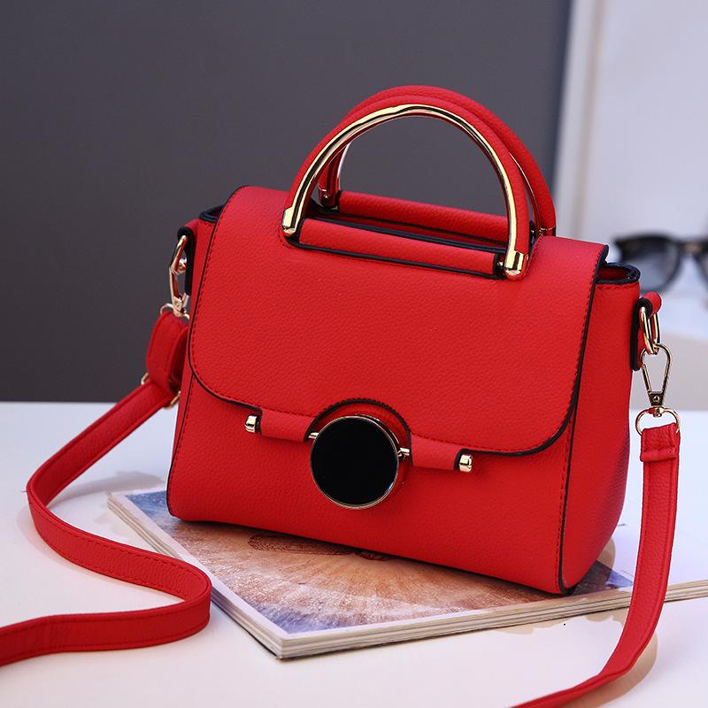 

Versatile women s bag new fashion round lock handbag Korean version sweet shoulder messenger bag one piece красный