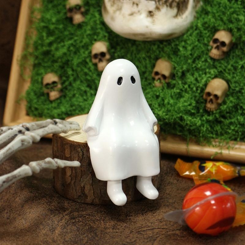 Whimsically Ghostly Sculpture Halloween Themed Resins Craft Ornament For Home Garden Decoration Weather Resistant Design