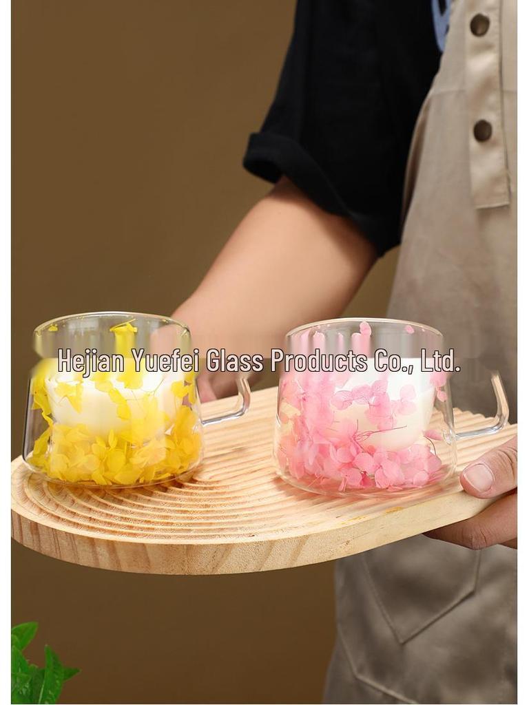 Elegant Double-Layer Glass Cup with Real Flower Design - Perfect for Coffee or Water, Made from High-Quality Borosilicate.