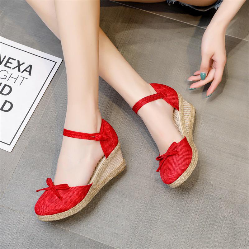 Damskie sandały na koturnie w koreańskim stylu 2025 - Wygodne, lniane, z czubkiem, z zapięciem