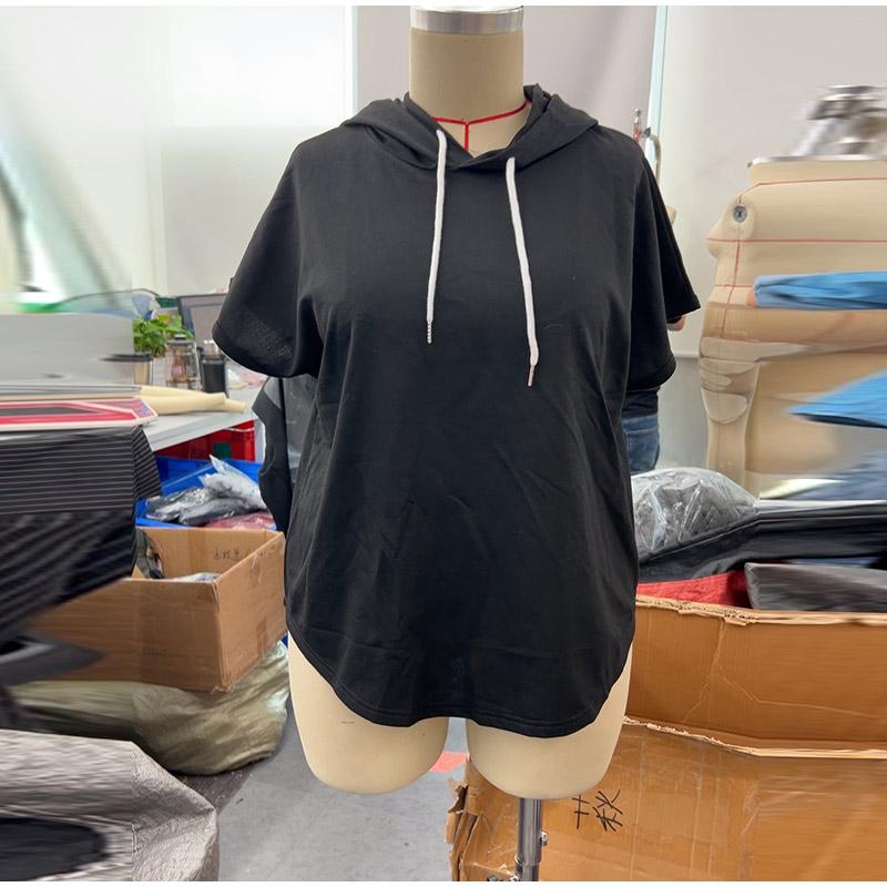 

Женский повседневный топ с короткими рукавами, свободный однотонный жилет с капюшоном для лета и осени S чёрный