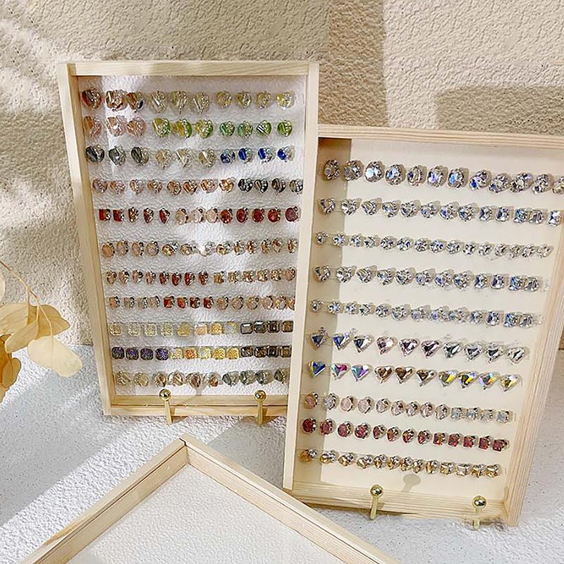 Klasyczny pyłoszczelny panel do prezentacji zdobień paznokci Deska na kolory lakierów z litego drewna Minimalistyczne akcesoria do prezentacji manicure i biżuterii
