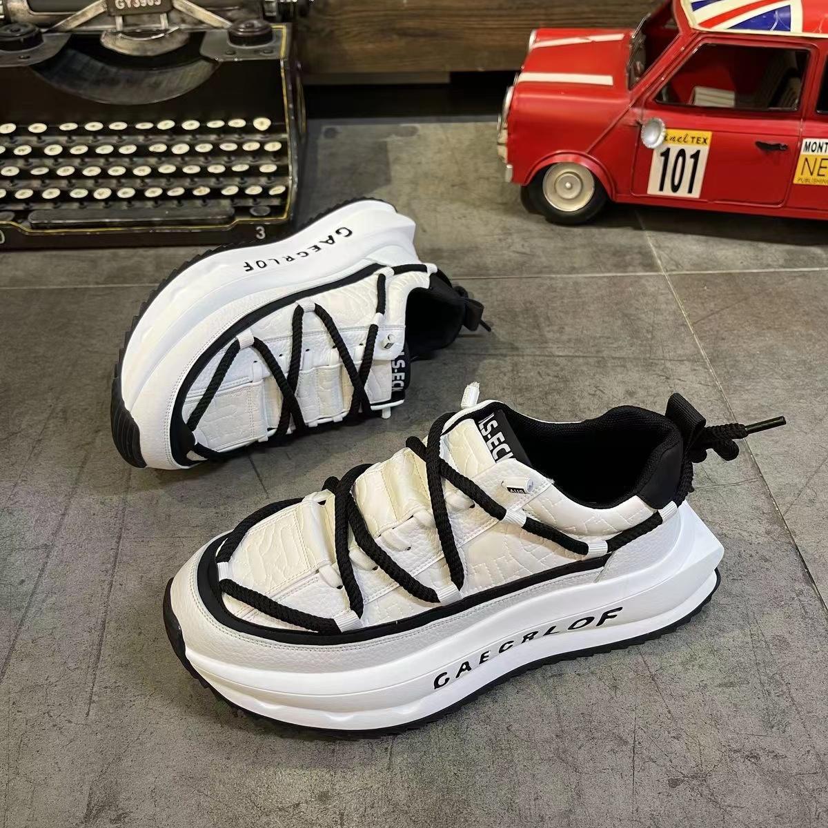 Модные мужские туфли на шнуровке — фото 9