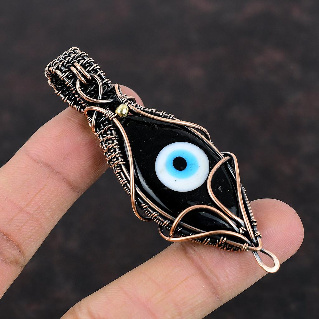 Pingente de mau-olhado de cor preta Pingente de fio de cobre enrolado Joia de mau-olhado Pingente de pedra preciosa original Joia de cobre para presente Pingente feito à mão