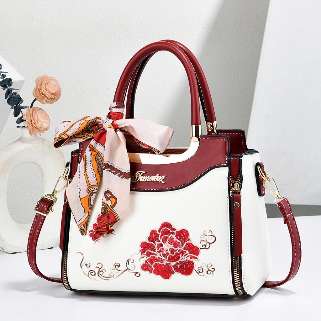 National Style Embroidered Womens Handbag Large Capacity Single Shoulder Bag Fashion PU Leather Crossbody Bag Casual Tote Bag