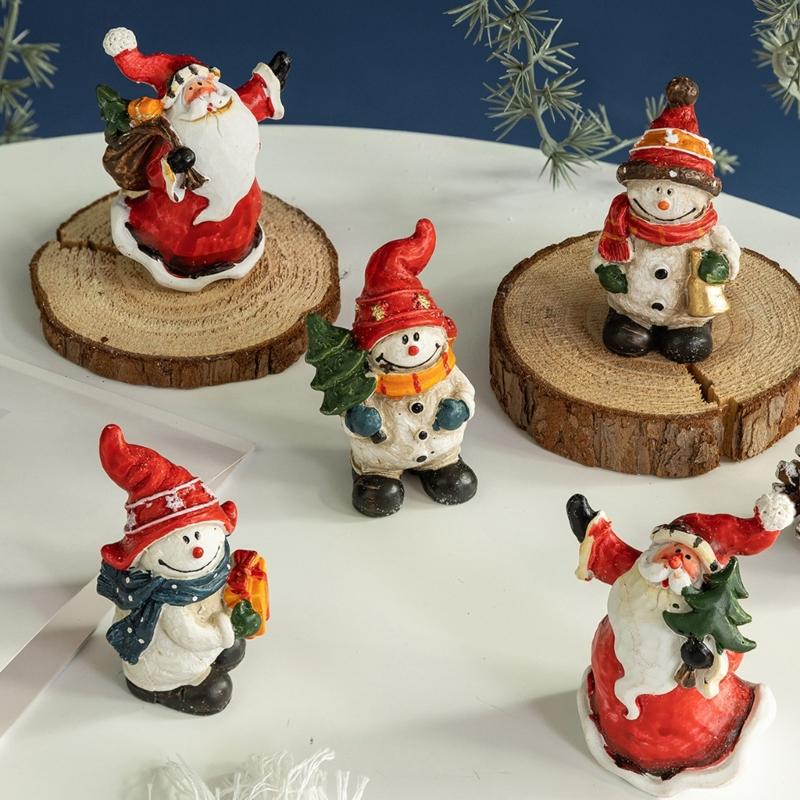 Christmas Figurine Figure Decors Resin Santa Clauses Statue Christmas Decorative Figurines Table Centerpiece for Holiday