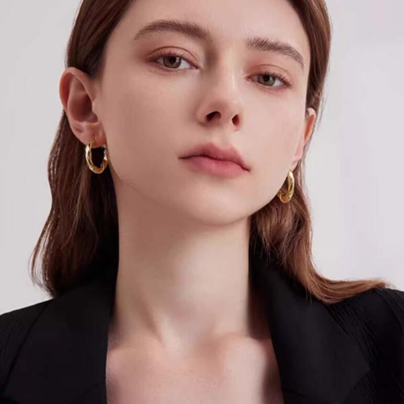 Female Fried Dough Twists Circle Earrings