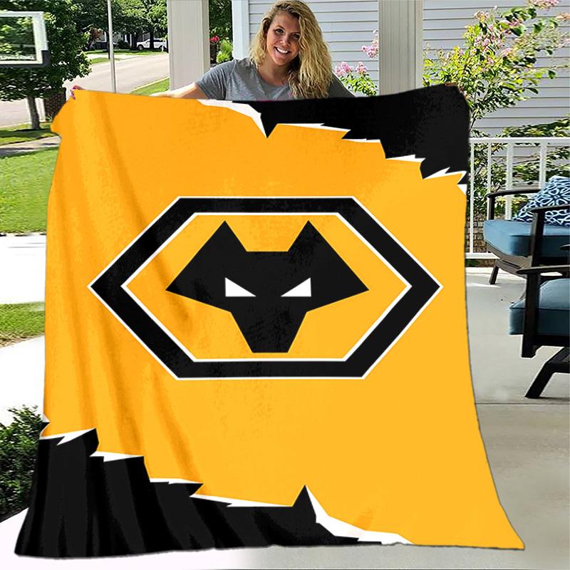 1pc Blanket - Football club logo Print Design, Lightweight Blanket for Sofa, Bed- Soft &Warm, Gift for All Seasons
