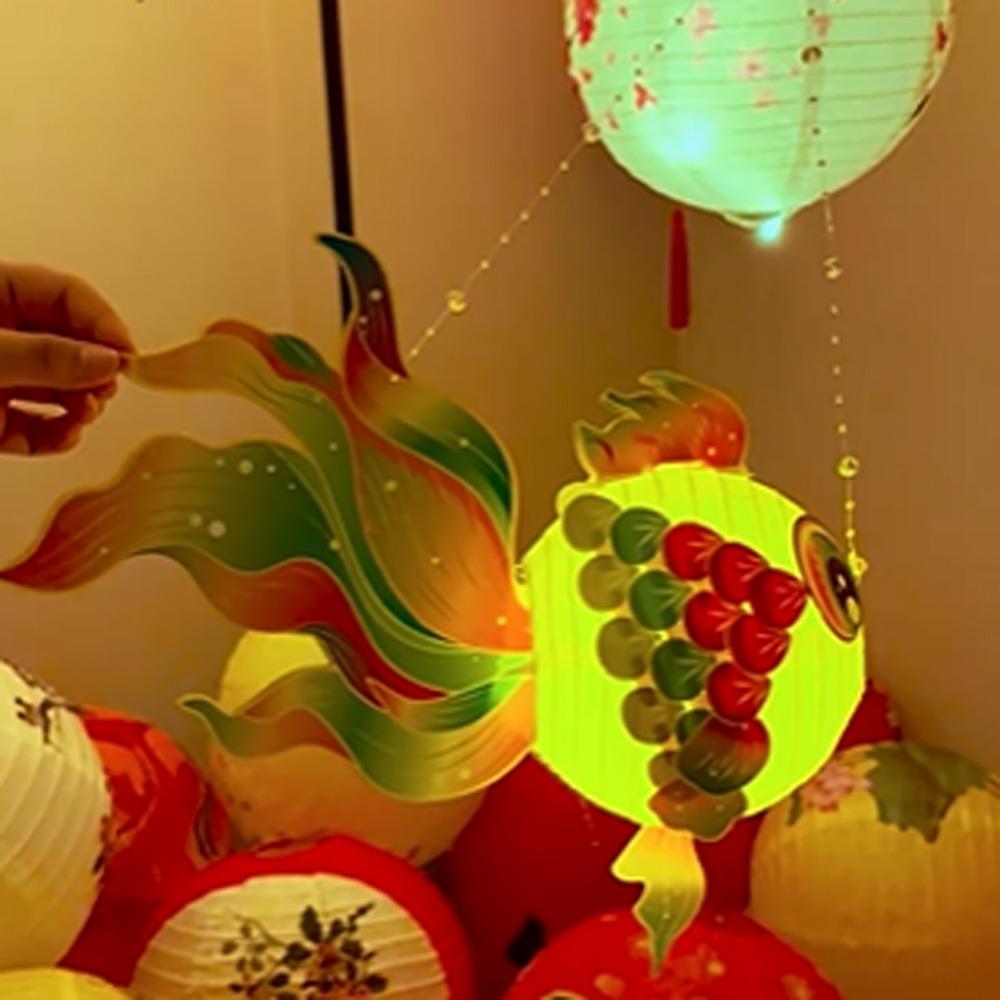Handmade Handheld Fish Lantern Chinese Glowing Handheld Lantern  Mid-Autumn Festival