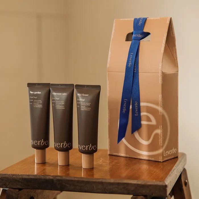 

_Le Verve Портативный набор парфюмированного мыла для рук, 40 мл x 3 Wildflower