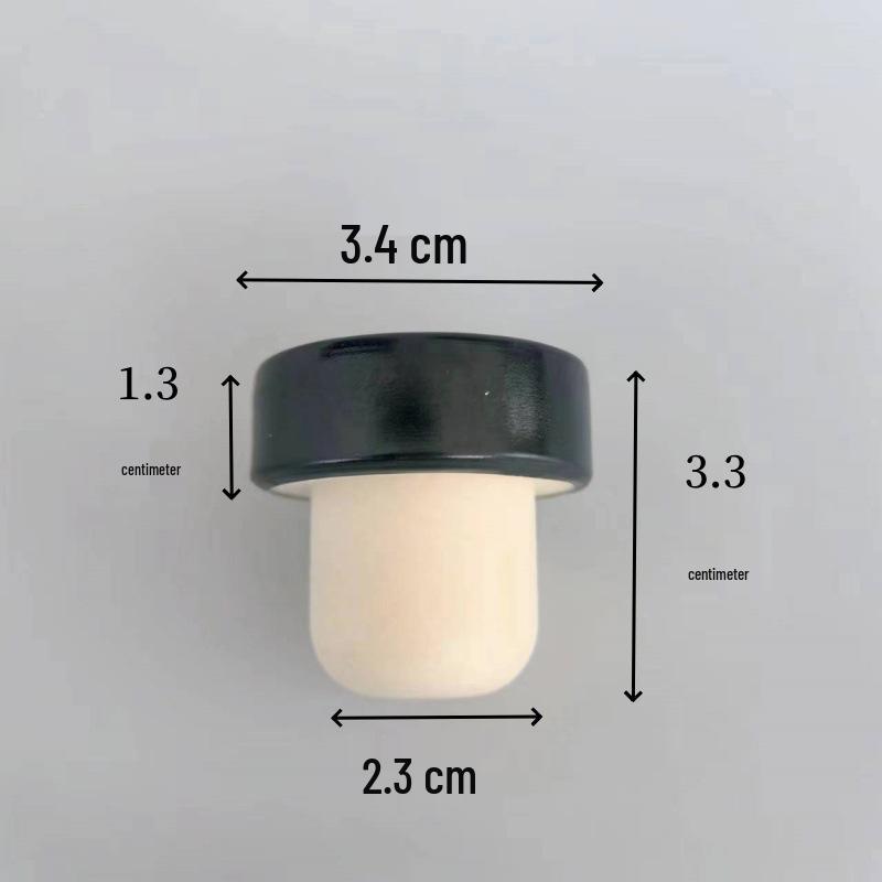 Universal Silicone Wine Bottle Stopper - T-shaped Cap for Red, White, and Champagne Wine.