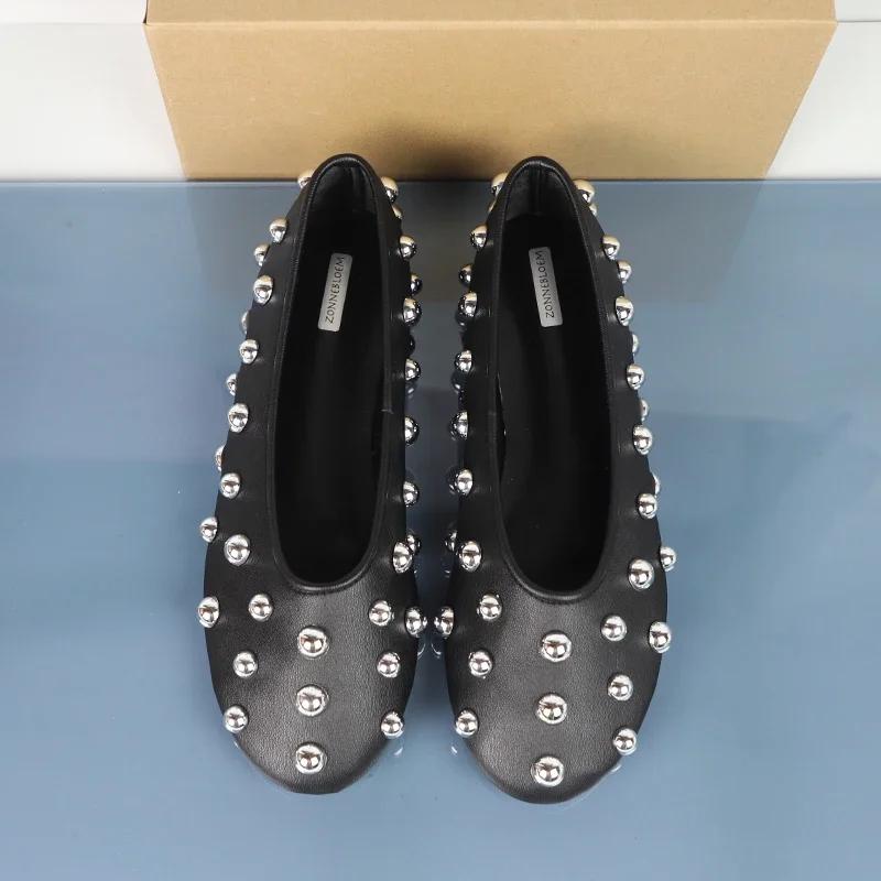 Designer de Moda Sapatos Casuais de Primavera para Mulheres Preto Rebite Couro Macio Vintage Confortável Raso Exterior Slip on Sapatilhas de Ballet Femininas