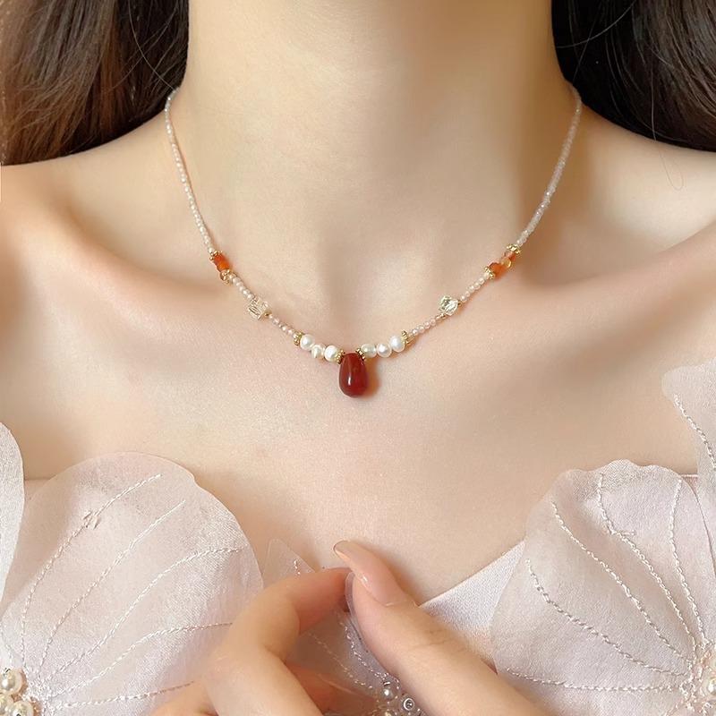 Freshwater Pearl Red Agate Teardrop Necklace for Women, Elegant Zircon Square Sugar Crystal Collar Chain