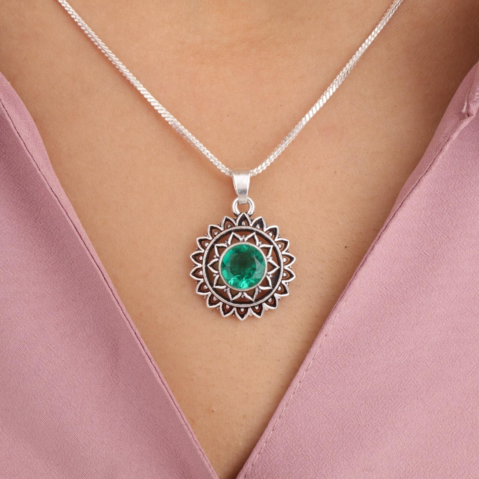 

Хромдиопсид Драгоценный камень 925 Стерлинговое серебро Ювелирная подвеска 1,14 Для свадьбы CP-30-9