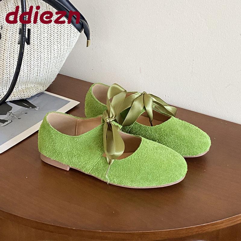 Fashion Fashion Shallow Ladies Mary Janes Flats Slip On Shoes Soft Female Round Toe Footwear Butterfly-Knot Women Flats Shoes New