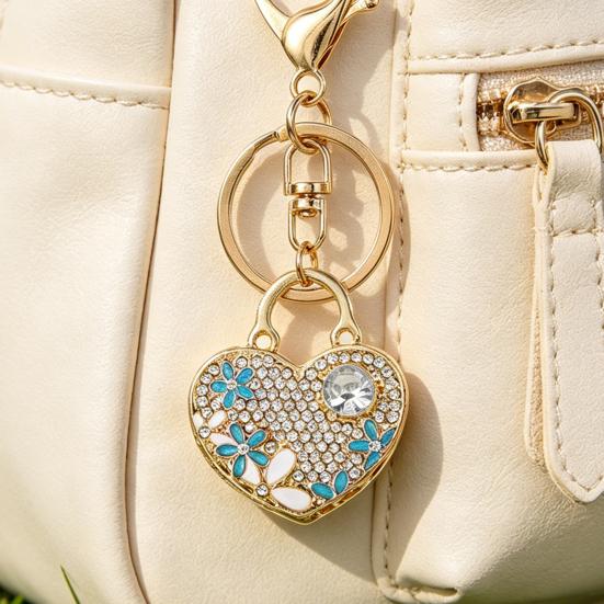 Keychain Pendant Heart Shape Charm Key Holder with Enamel Flower Design Lightweight Anti-Oxidation Durable Lobster Clasp Keyring