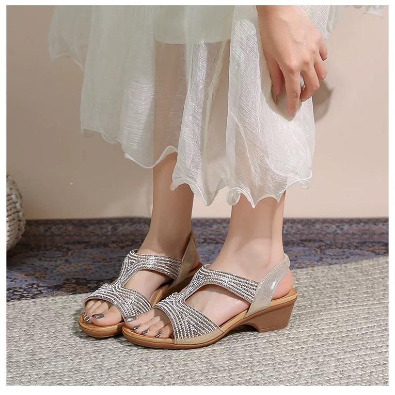 Women's Rhinestone Wedge Sandals Are Fashionable To Wear Outside, with A Sense of Sophistication, Casual and Versatile for Commuting.