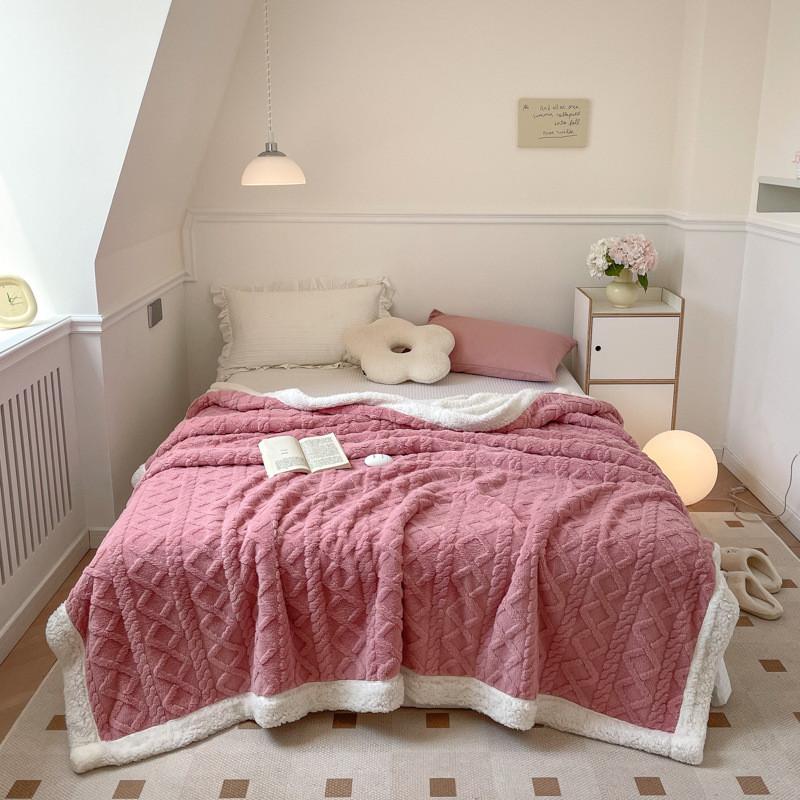 Solid Jacquard Color Thickened 70x100cm Blanket Double Sided Fluff Plush Office