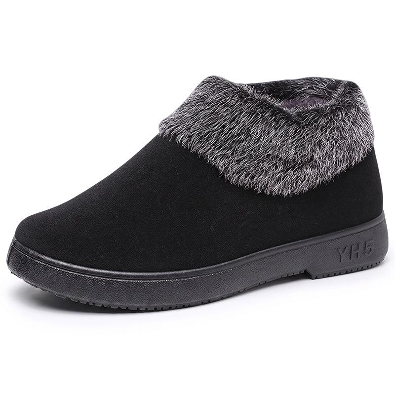 Winter Warm Old Beijing Flat Cotton Shoes with Soft Rabbit Fur for Elderly