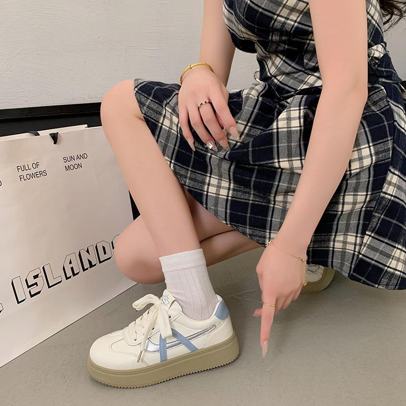 

Platform women s shoes new autumn and summer versatile little white shoes women s casual sports board shoes 40