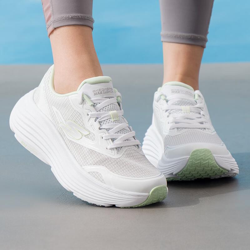 Skechers Women s Lifestyle Running Shoes 129472-WMNT 6.5