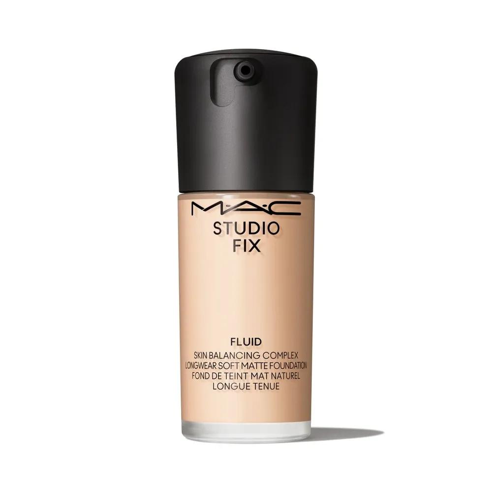 Studio Fix Fluid Foundation SPF 25/PA++ NC15