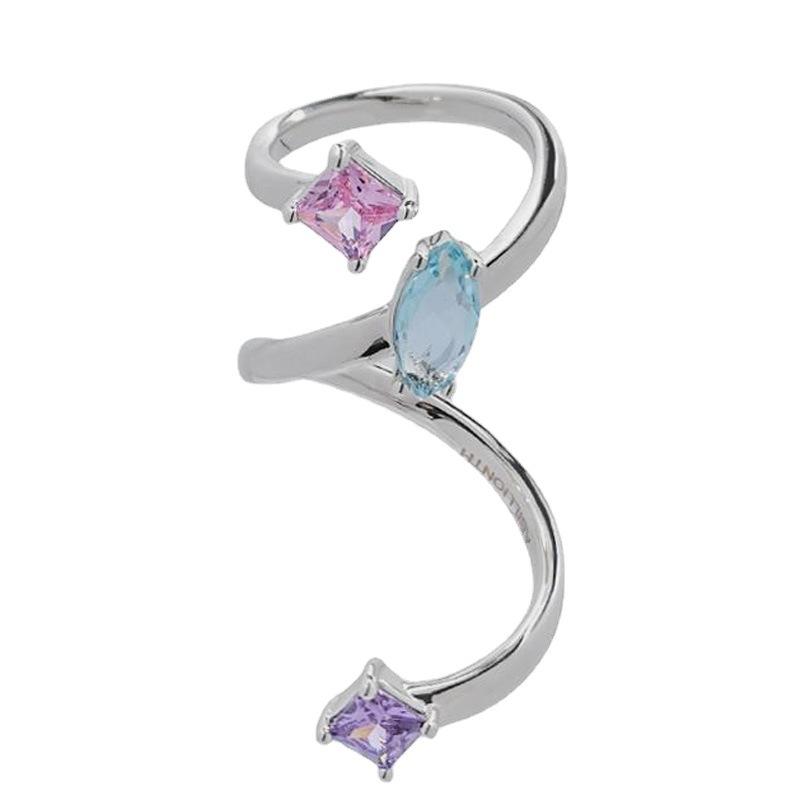 

Корейская версия Модный темперамент Кольцо с тремя бриллиантами Трендовое кольцо с тремя кольцами Индивидуальность Женские украшения в стиле холодного ветра