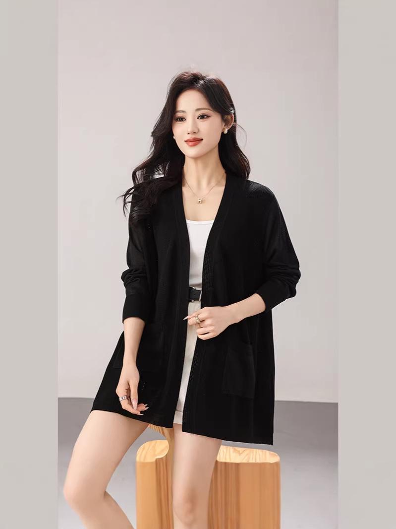 

2026 Spring/Summer Women s Mid-Length Knit Cardigan - Korean Lazy Style with Double Pockets One Size белый