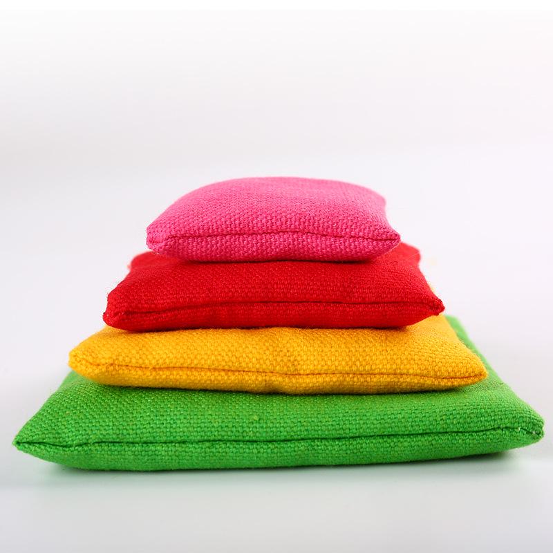 

Детские холщовые мешочки для метания песка - Утолщенные Маленькие и Большие Квадратные для школьных тренировок 7*7 cm Flat Bean Bag