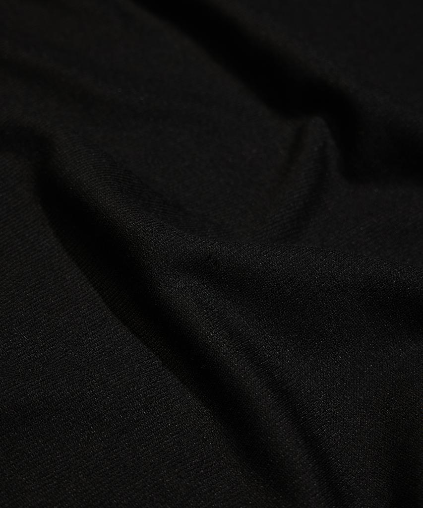 Seutaendeuobeo Half Mock Neck [Black]