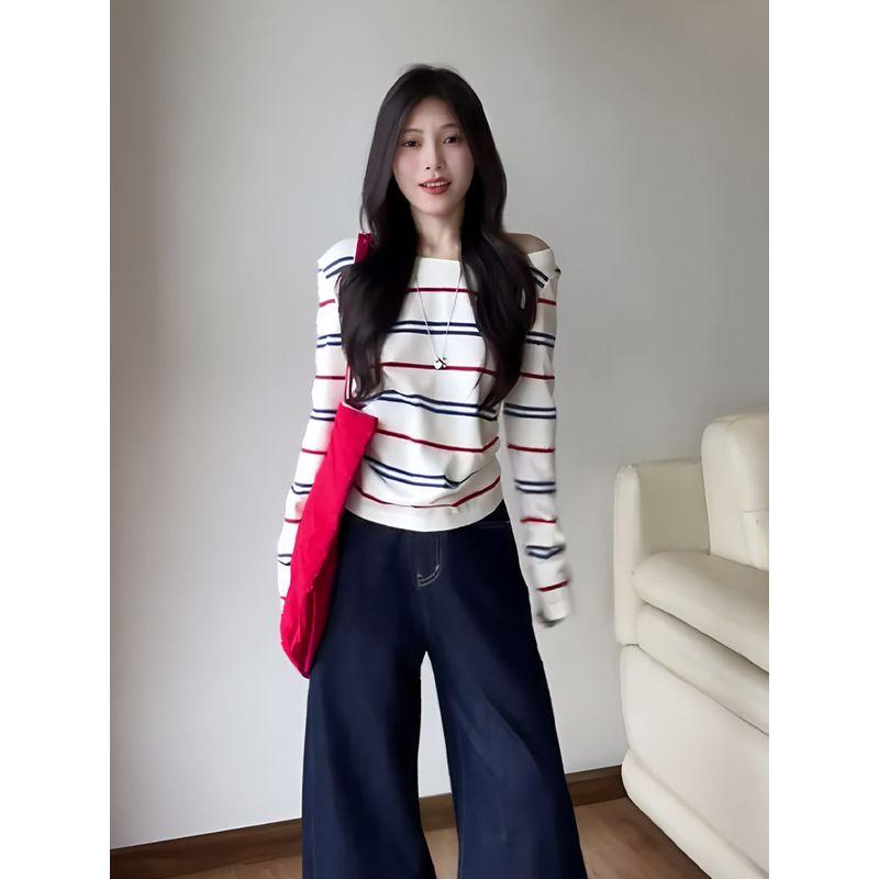 Korean-Style Diagonal Collar Striped Long-Sleeve Knit Top for Women, Early Spring Slim-Fit Versatile Top, Casual Short Off-Shoulder T-Shirt