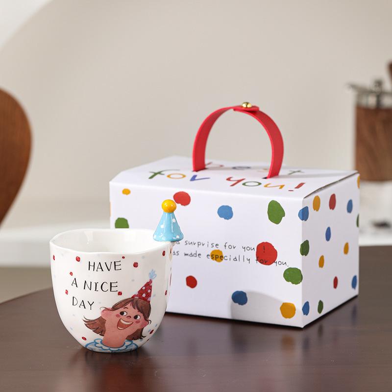 Holding Coffee Cup Creative Ceramic Christmas Water Cup Internet Celebrity High Value Couple Milk Cup Cartoon Mug 270ml