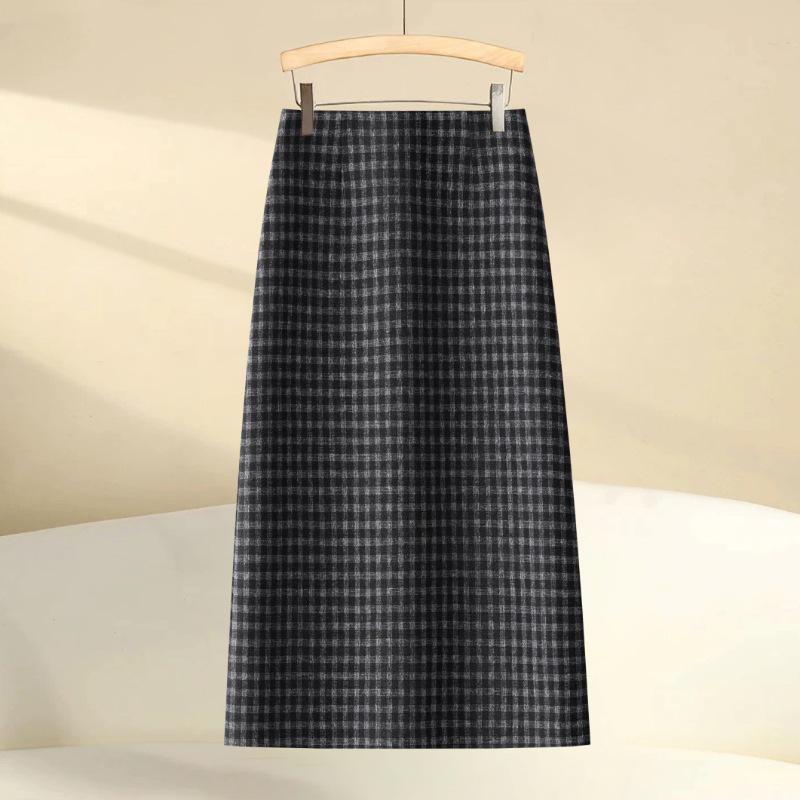 Winter 2025 Women's High-Waisted Wool Plaid A-Line Mid-Length Skirt