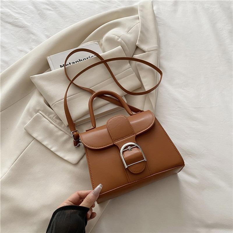 

Новая ретро сумка-седло с пряжкой-подковой, сочетающая цвета, женская сумка, высококлассная сумка на плечо, сумка-мессенджер, сумка-тоут коричневый