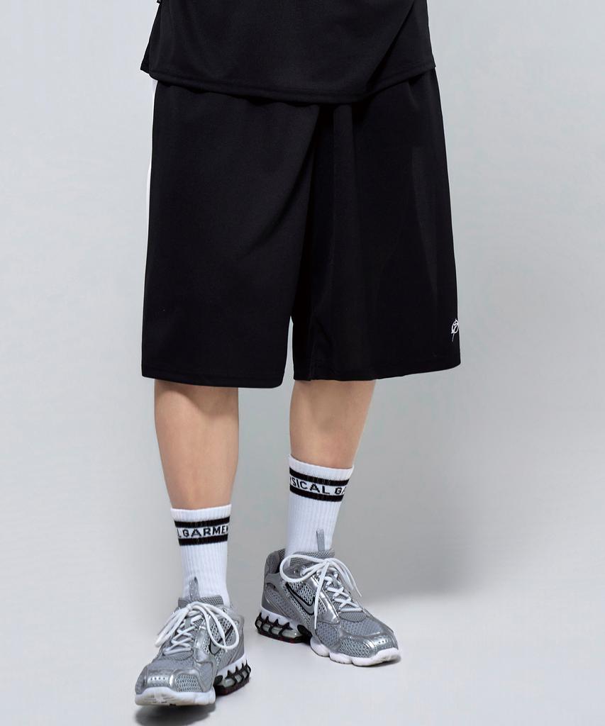 Pijikeolgameoncheu P2611 Cool Mesh Piping Bermuda Shorts [Black]