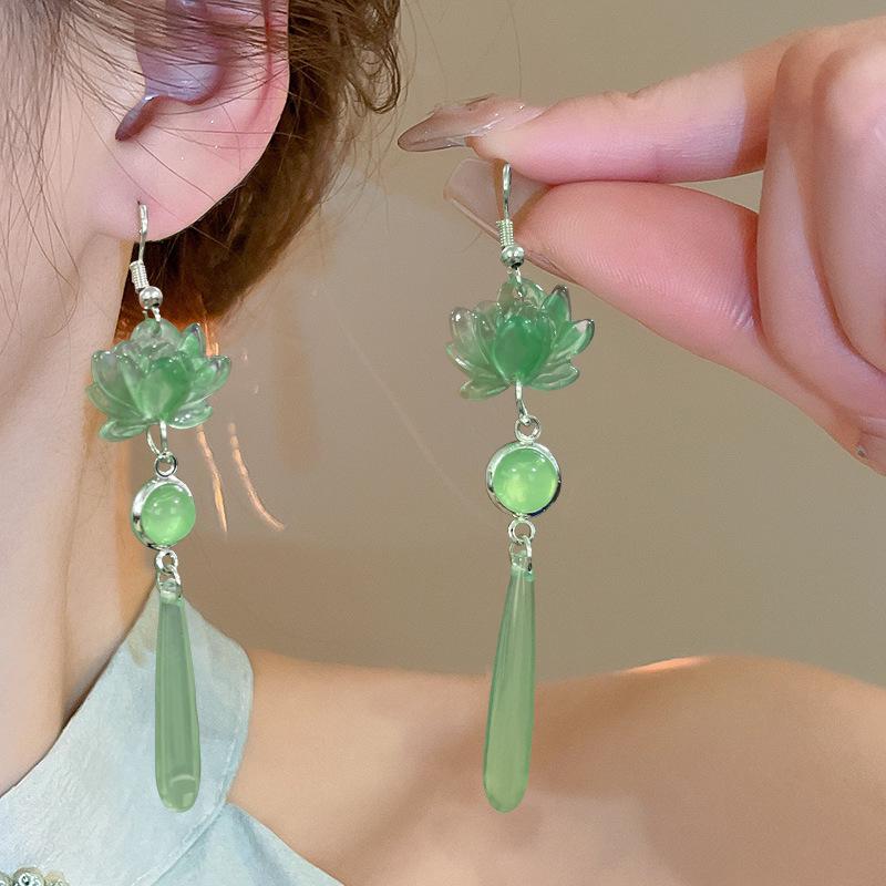 Lotus Water Drop Tassel Earrings - Retro Chinese Style Cheongsam Hanfu Accessories for Women