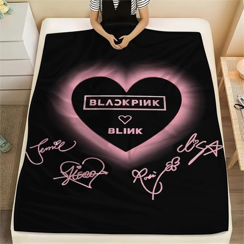 1 szt. Koc flanelowy z nadrukiem Blackpink, Wysokiej jakości, Na wszystkie pory roku, Wystrój domu, Ciepło i komfort, Idealny na prezenty świąteczne