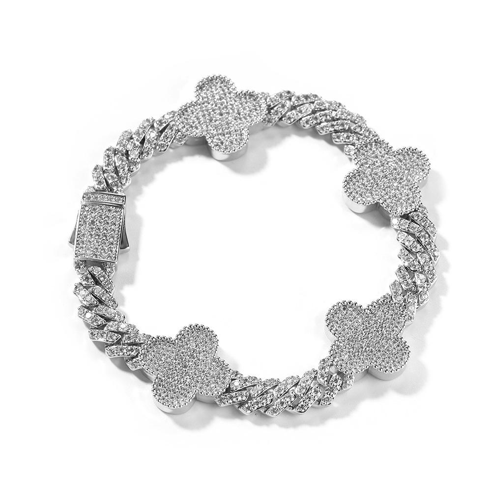 

2026 Fashion Simple Four-leaf Clover Necklace Women s Ins Style Silver Diamond Versatile Collarbone Chain Accessories Girlfriend Jewelry 18CM