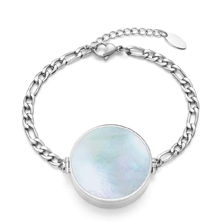 Unique Lip Balm Accessory Bracelet with Lip Balm Compartment Random Flavor Adjustable Hand Chain for Various Occasion