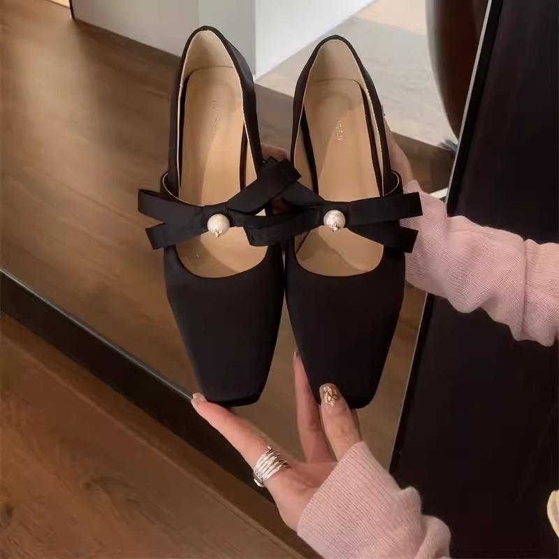 2025 Oversized Square Toe Thick Single Order Shoes with Stylish and Personalized Color Blocking Design On The Upper