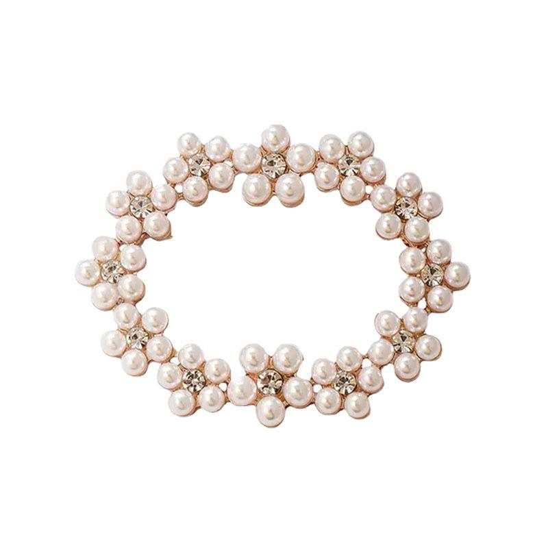 High-End Women's Pearl Oval Wreath Brooch - Vintage Design Pin for Suit or Sweater